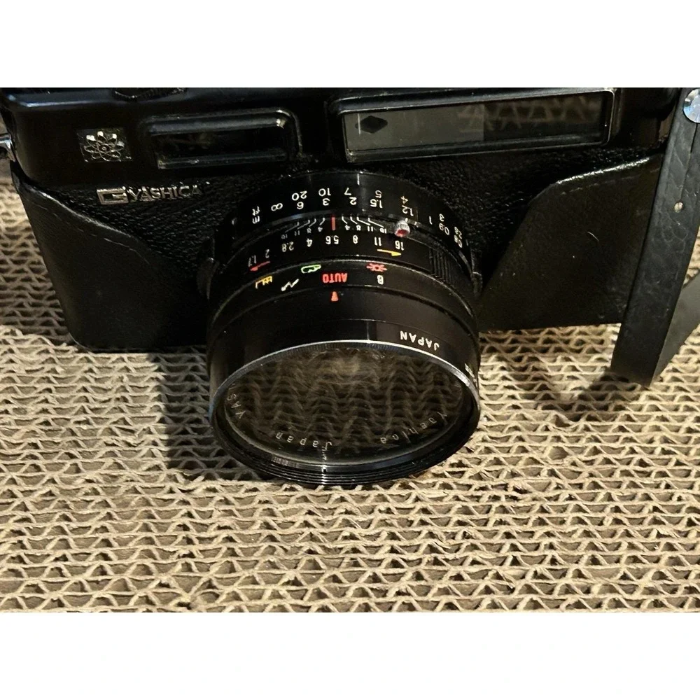 YASHICA ELECTRO 35‎ GT RANGEFINDER 1.7 Lens Film Camera Not Tested